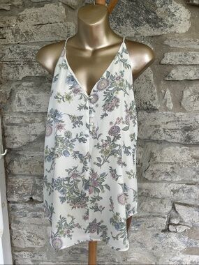 Floral V-Neck Spaghetti Strap top
